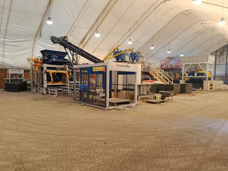 Kiçik Beton Blok Zavodu qurmaq üçün hansı avadanlıq tələb olunur?