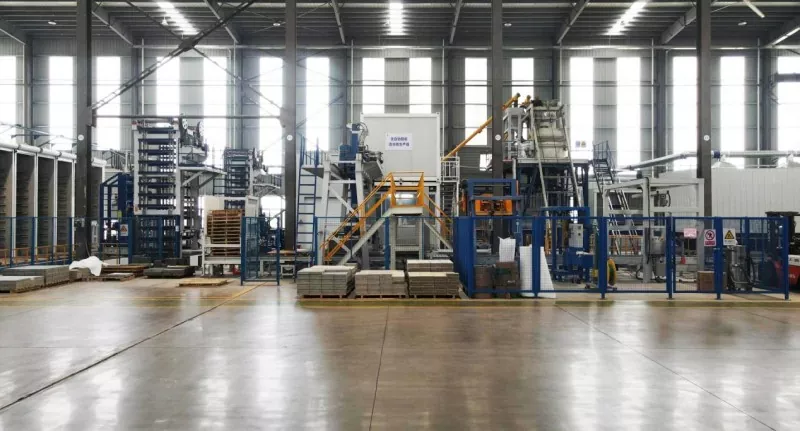 Blokqayırma maşınları tam beton blok istehsal xəttinə necə uyğun gəlir